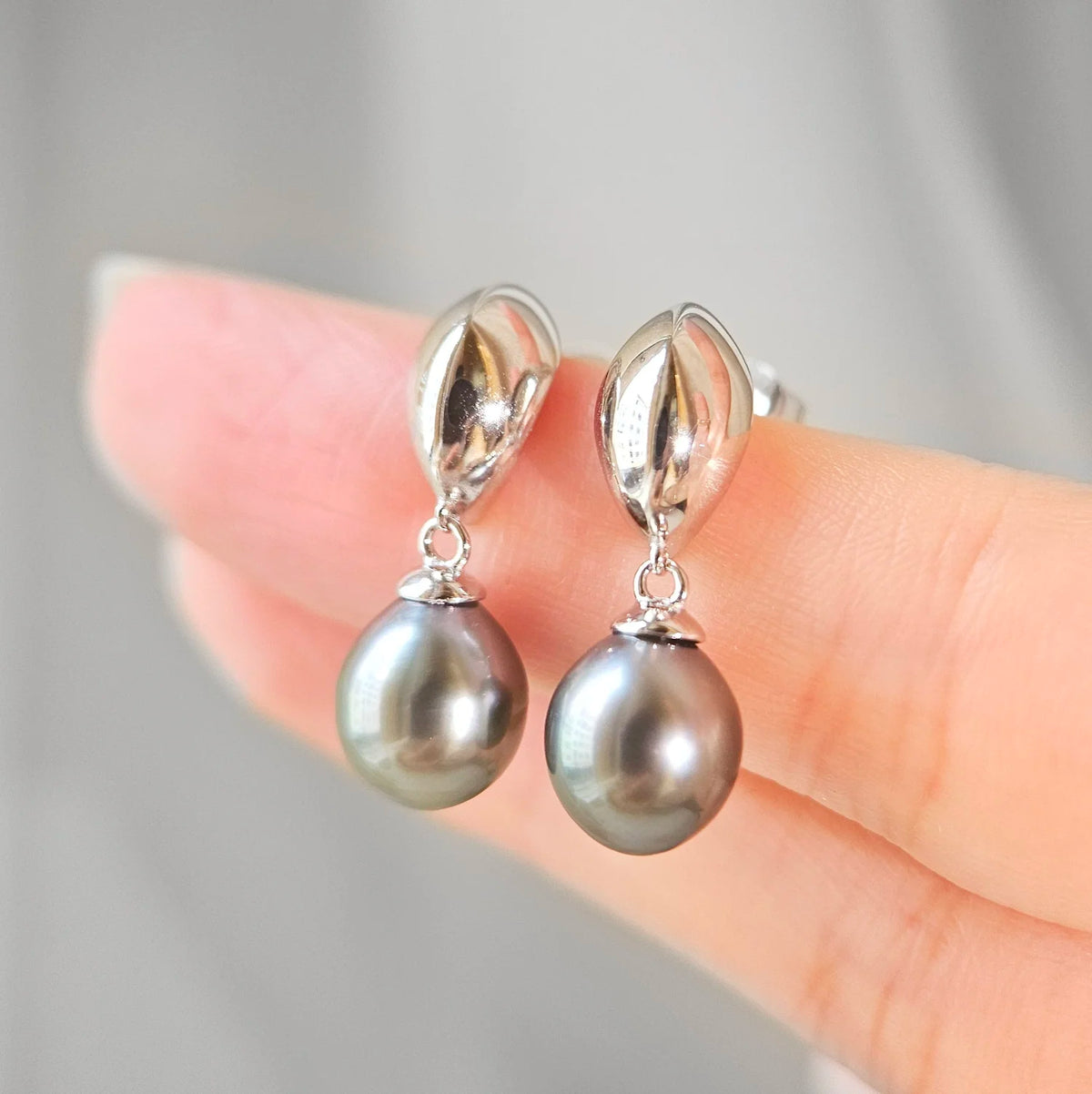 Marissa Tahitian Pearl Earrings