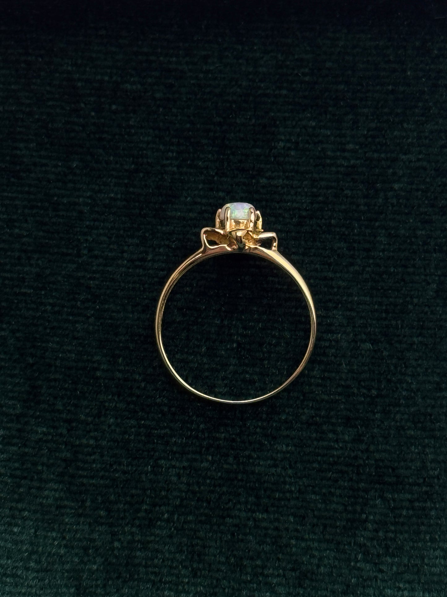 18K Star White Opal Ring