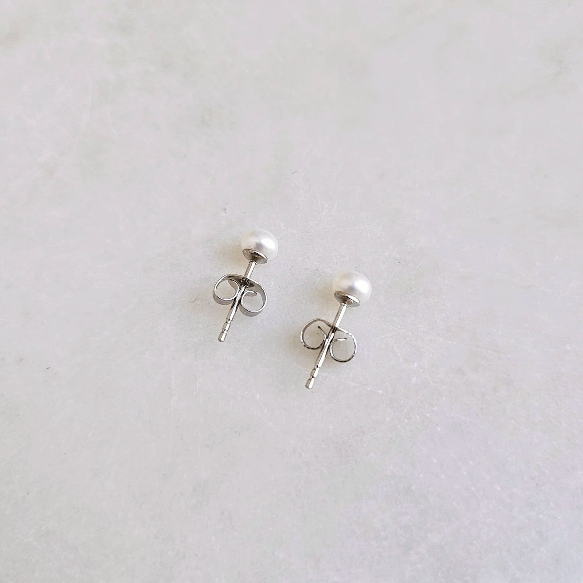 Pippa Mini Pearl Earrings