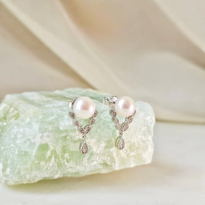 18K Antique Style Akoya Pearl Drop Earring with Diamond