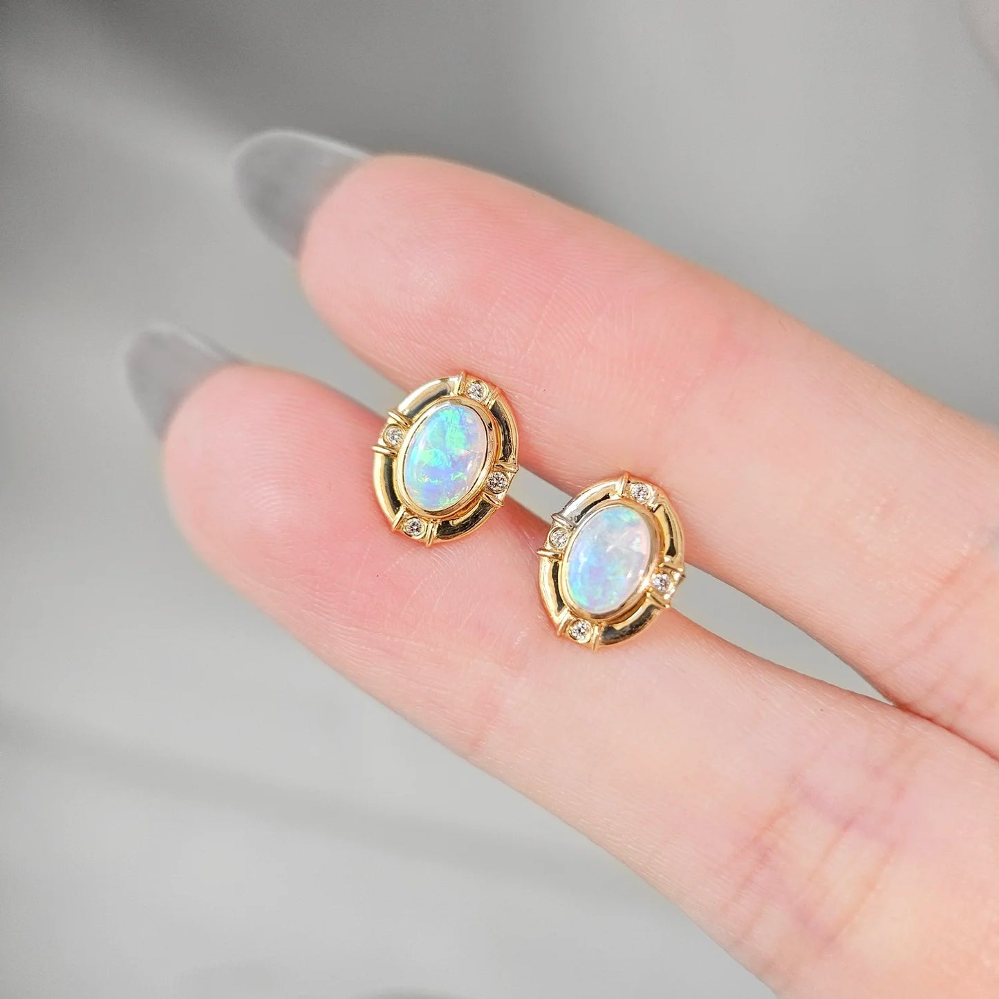 18K Sienna White Opal Studs