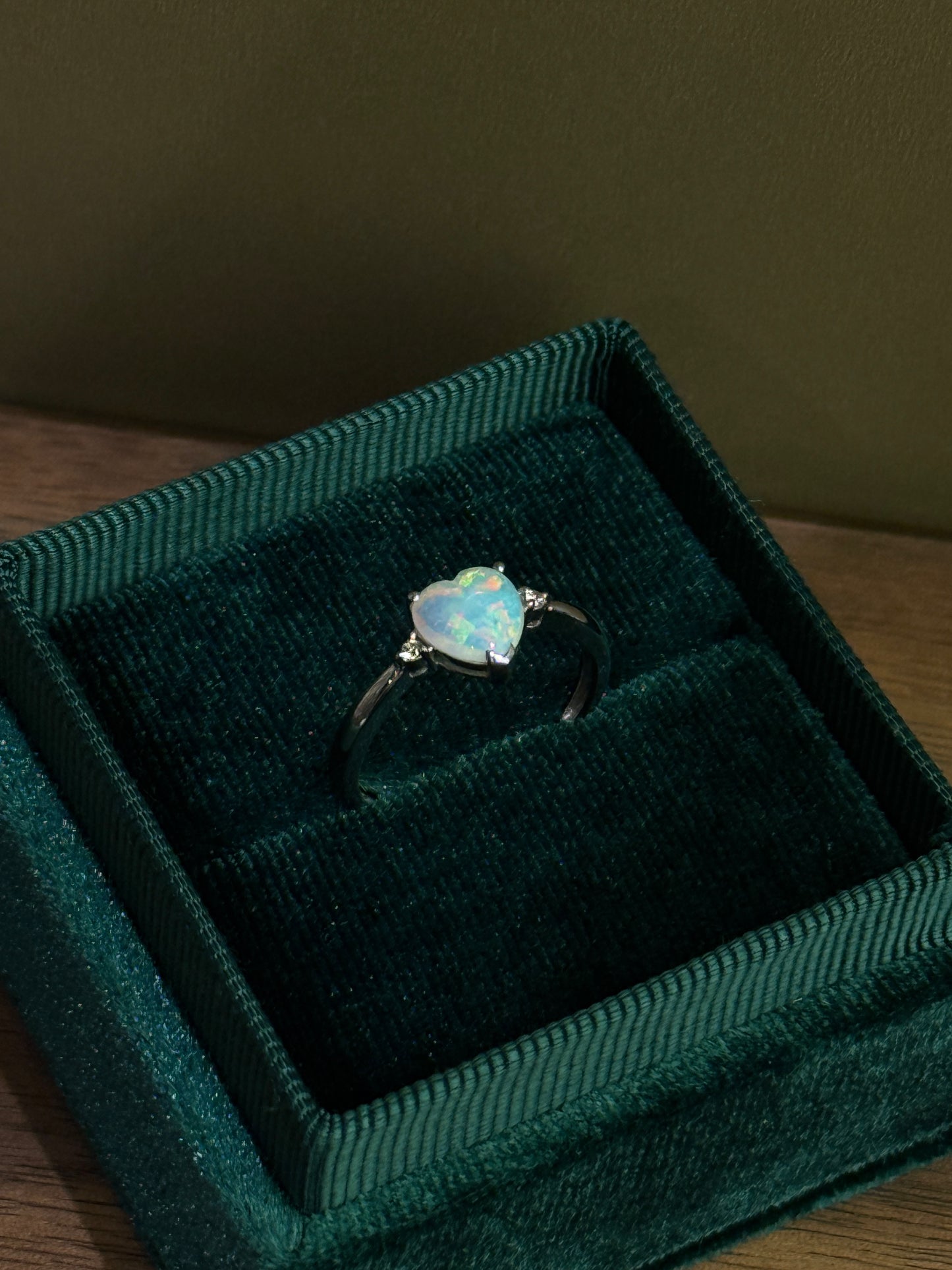 18K Heart White Opal Ring with Diamonds