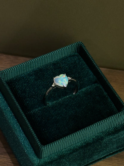 18K Heart White Opal Ring with Diamonds