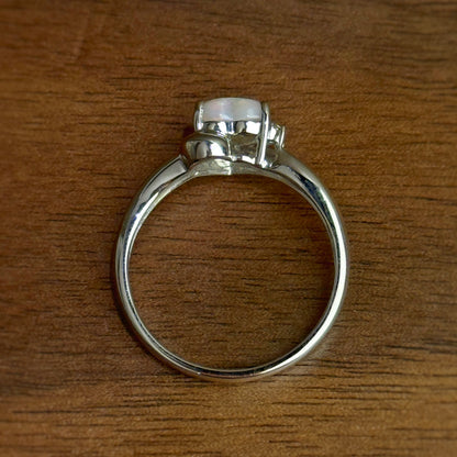 18K Heart White Opal Ring with Diamond