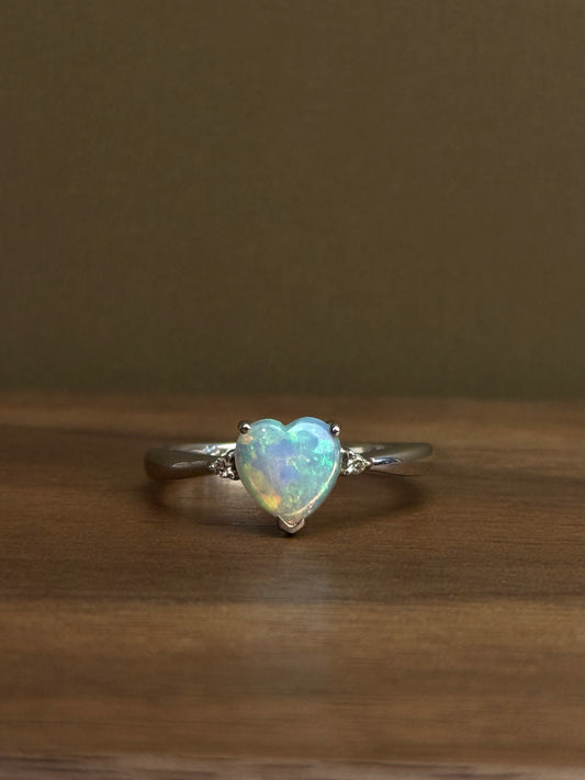 18K Heart White Opal Ring with Diamonds