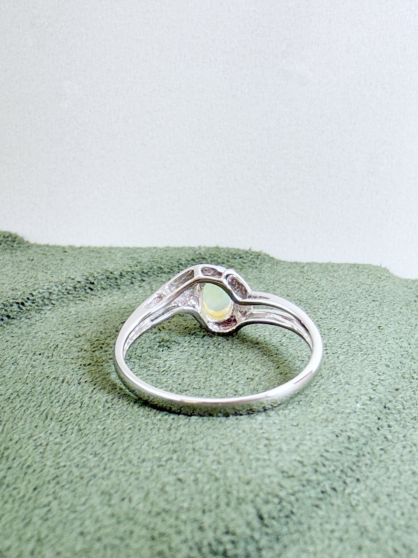 18K Gwen White Opal Ring with Diamond