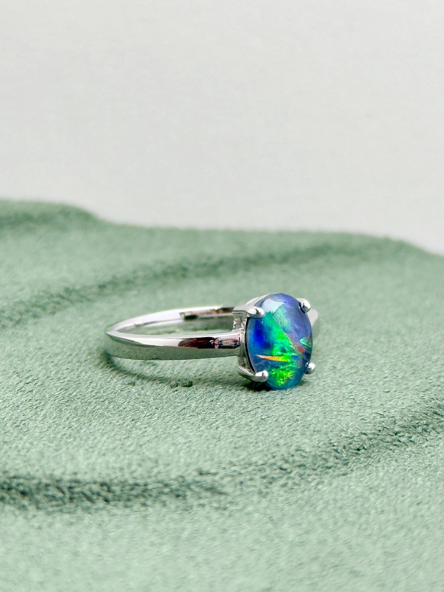 14K Frida Triplet Opal Ring