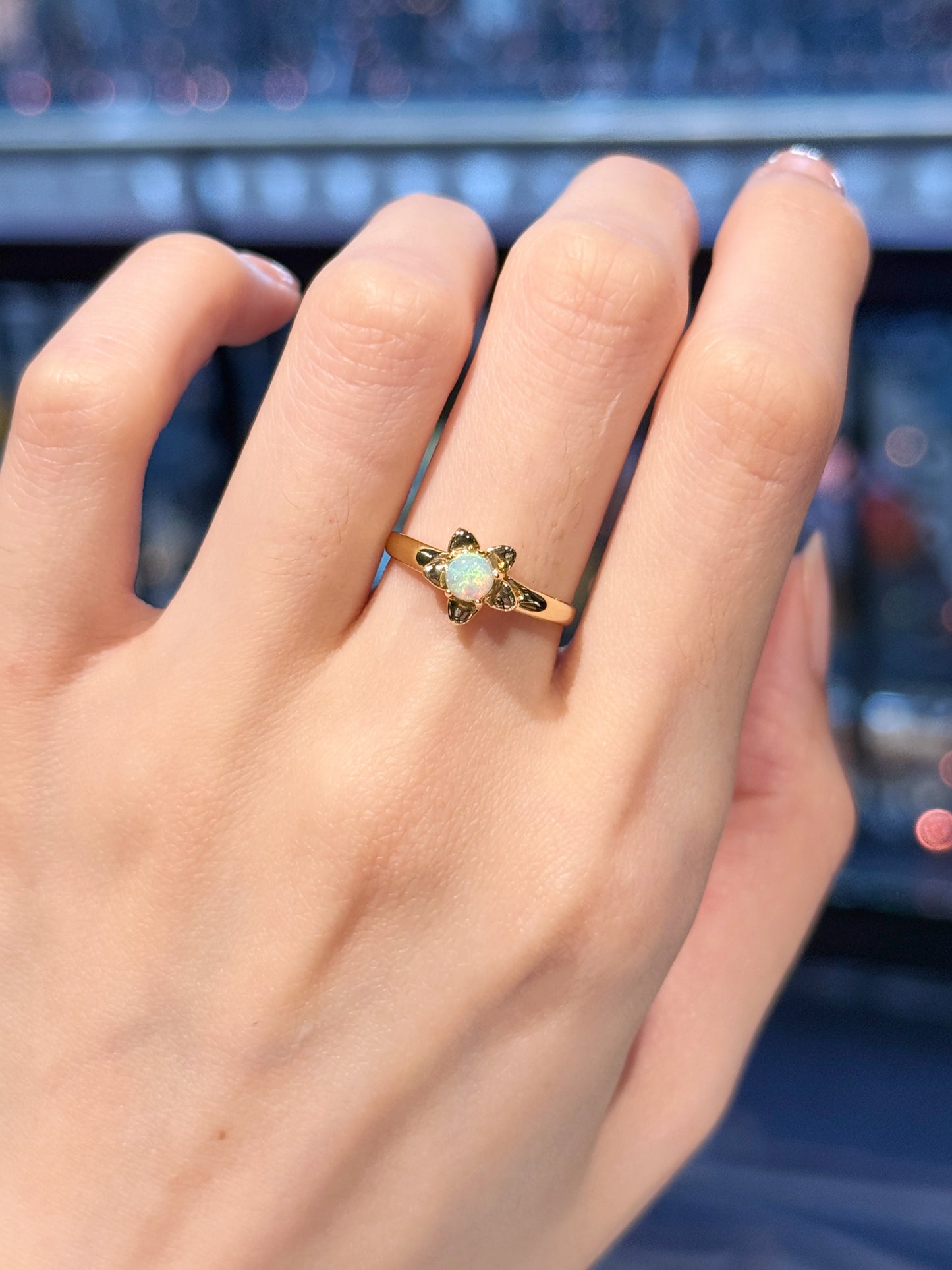 18K Star White Opal Ring
