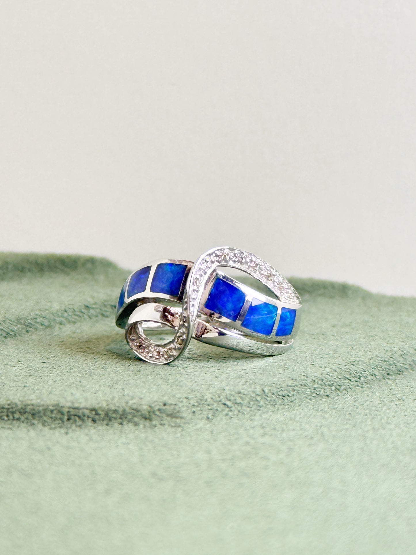 18K Paloma Inlay Opal Ring with Diamonds