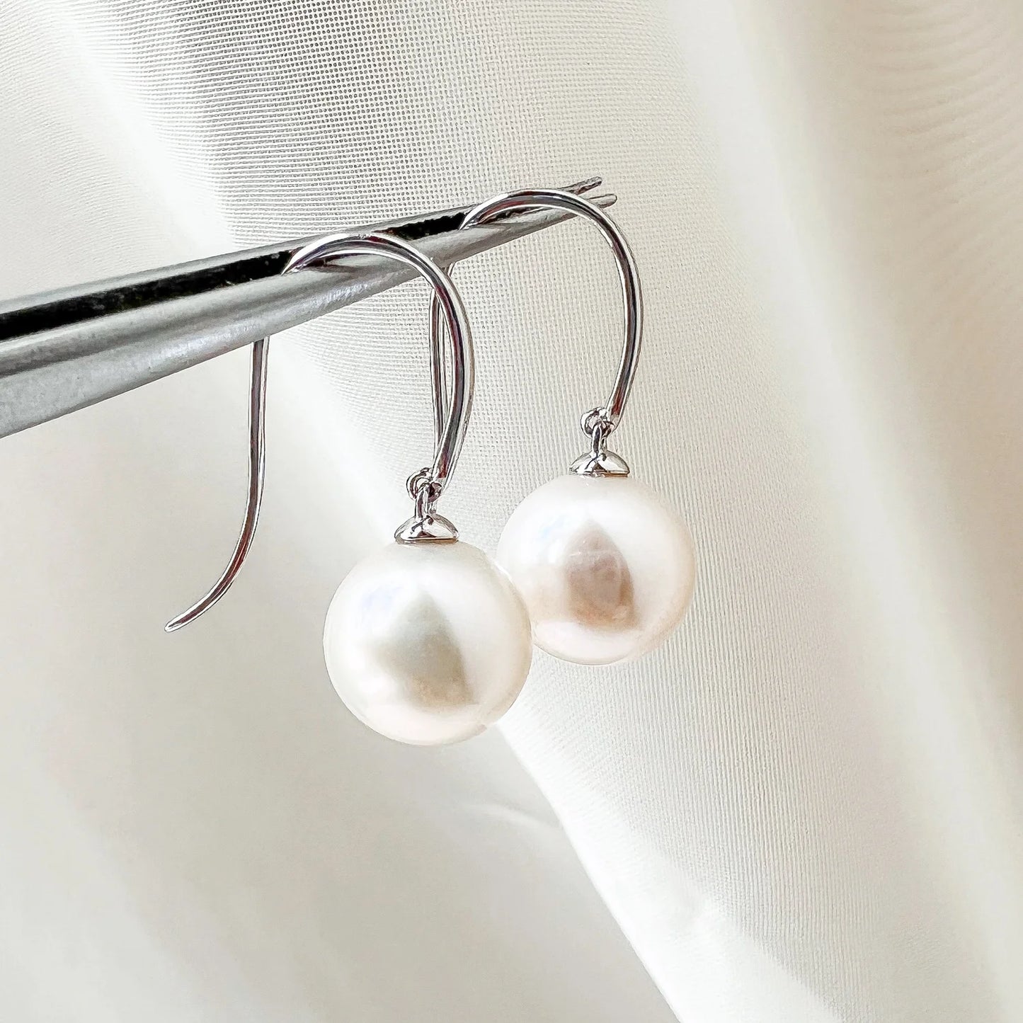 18K Akoya Hook Earrings