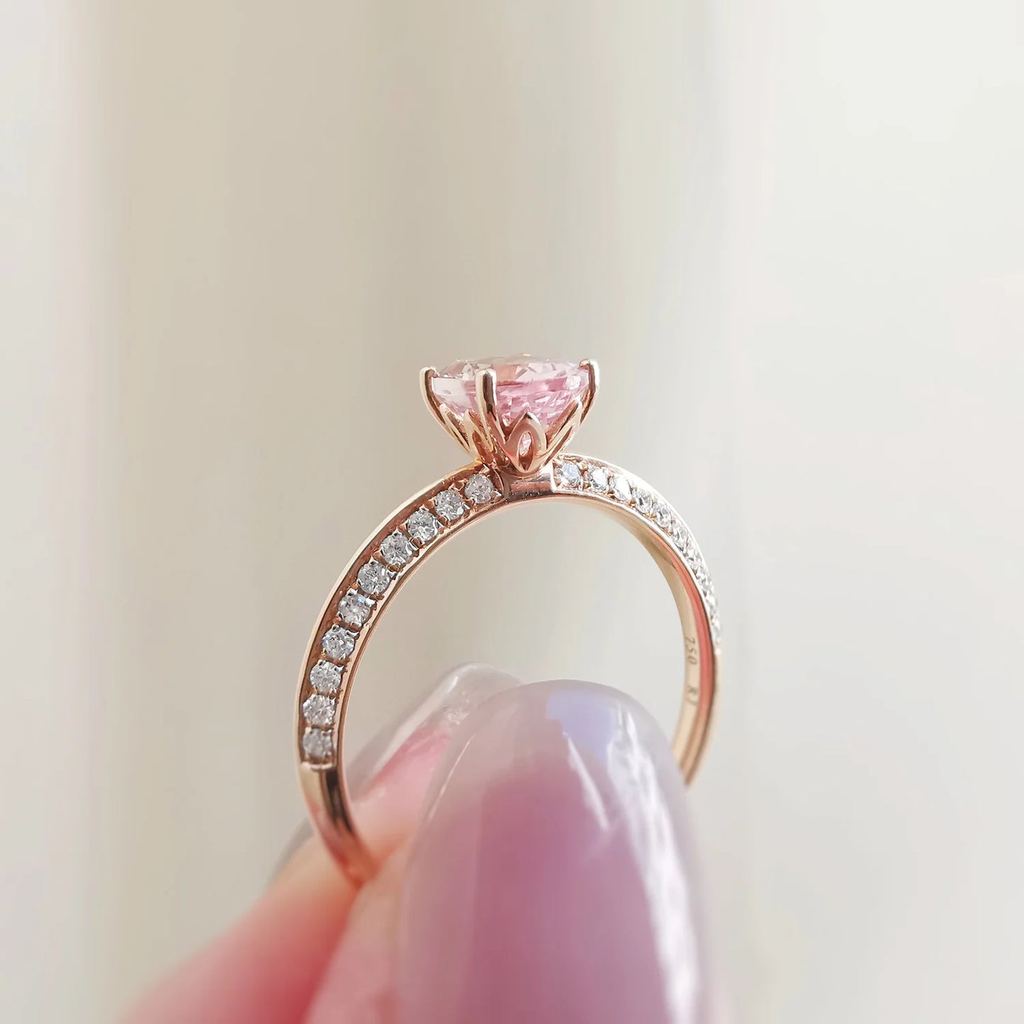 18K On-Point Morganite Ring