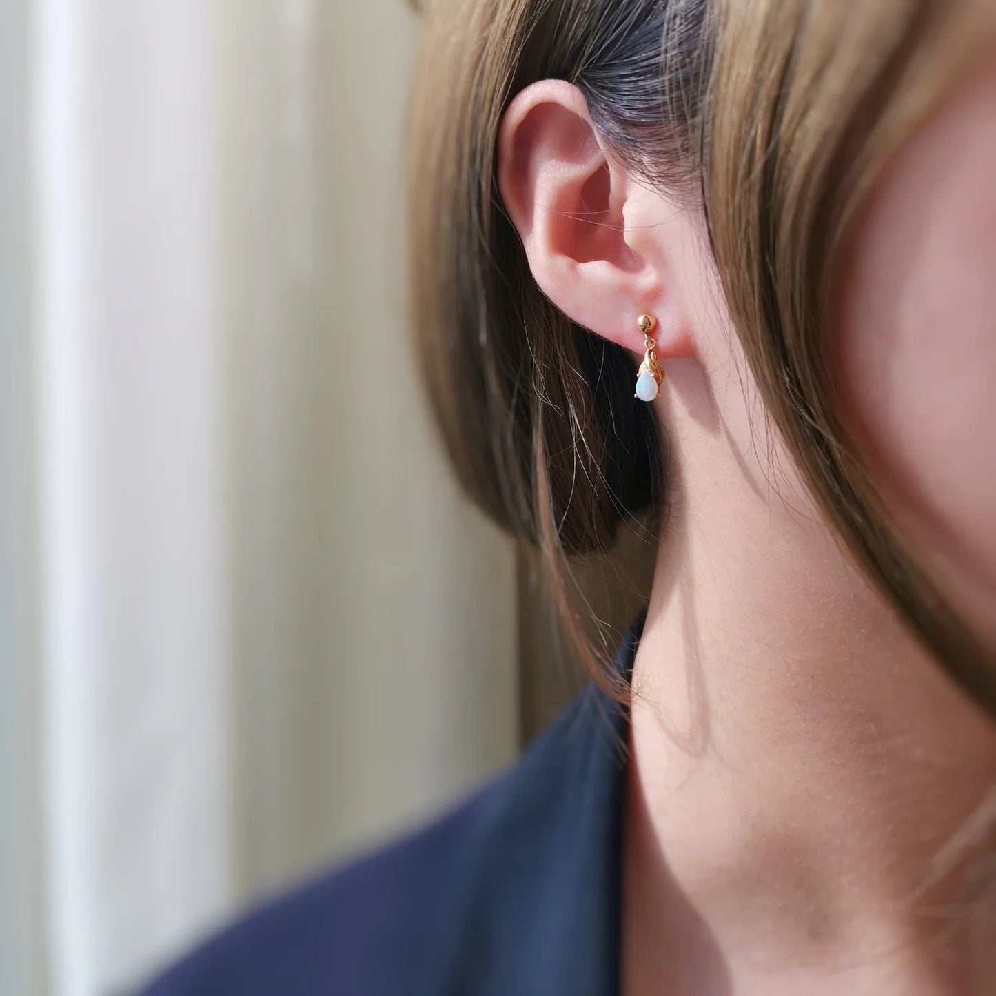 18K Knot White Opal Drop Earring