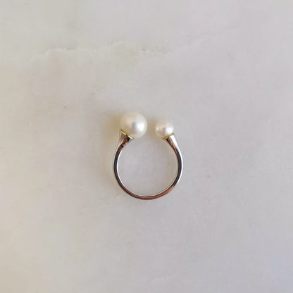 Gaia Floating Pearl Ring