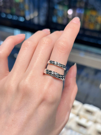 18K Ripple Band (4.5mm)