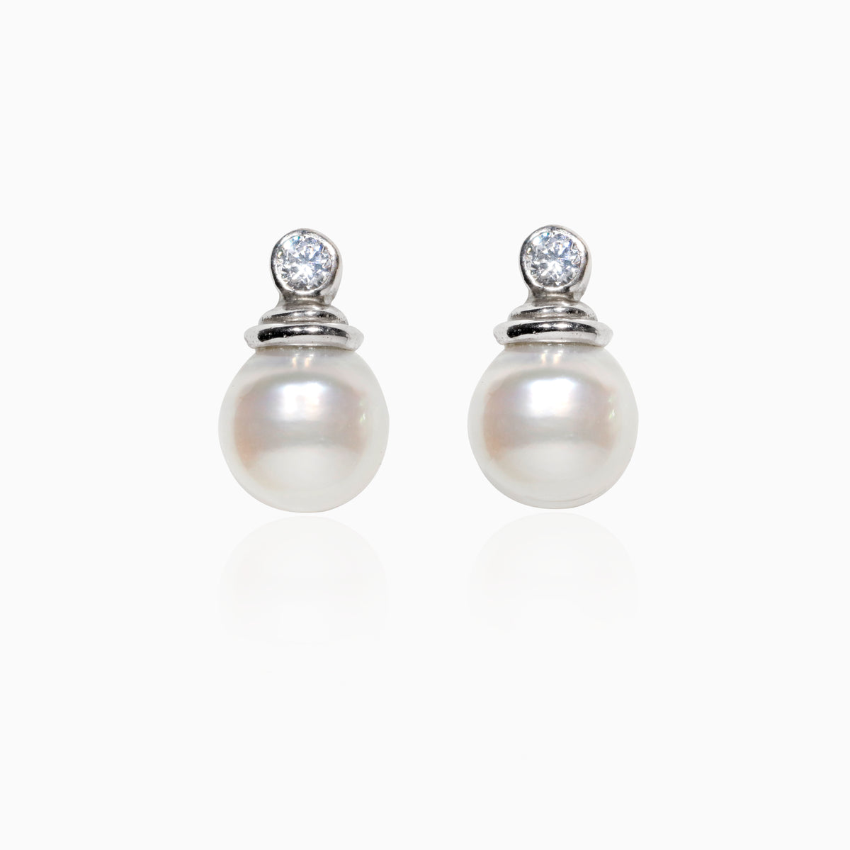 Saelle South Sea Pearl Earrings